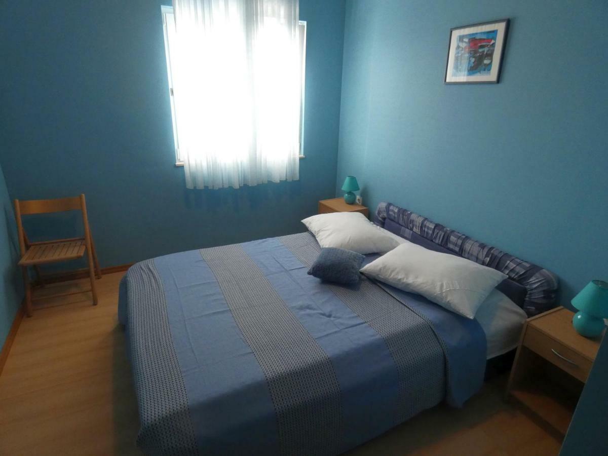 Apartmani Saric Rogoznica Zečevo Buitenkant foto